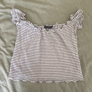 Brandy Melville off the shoulder crop top